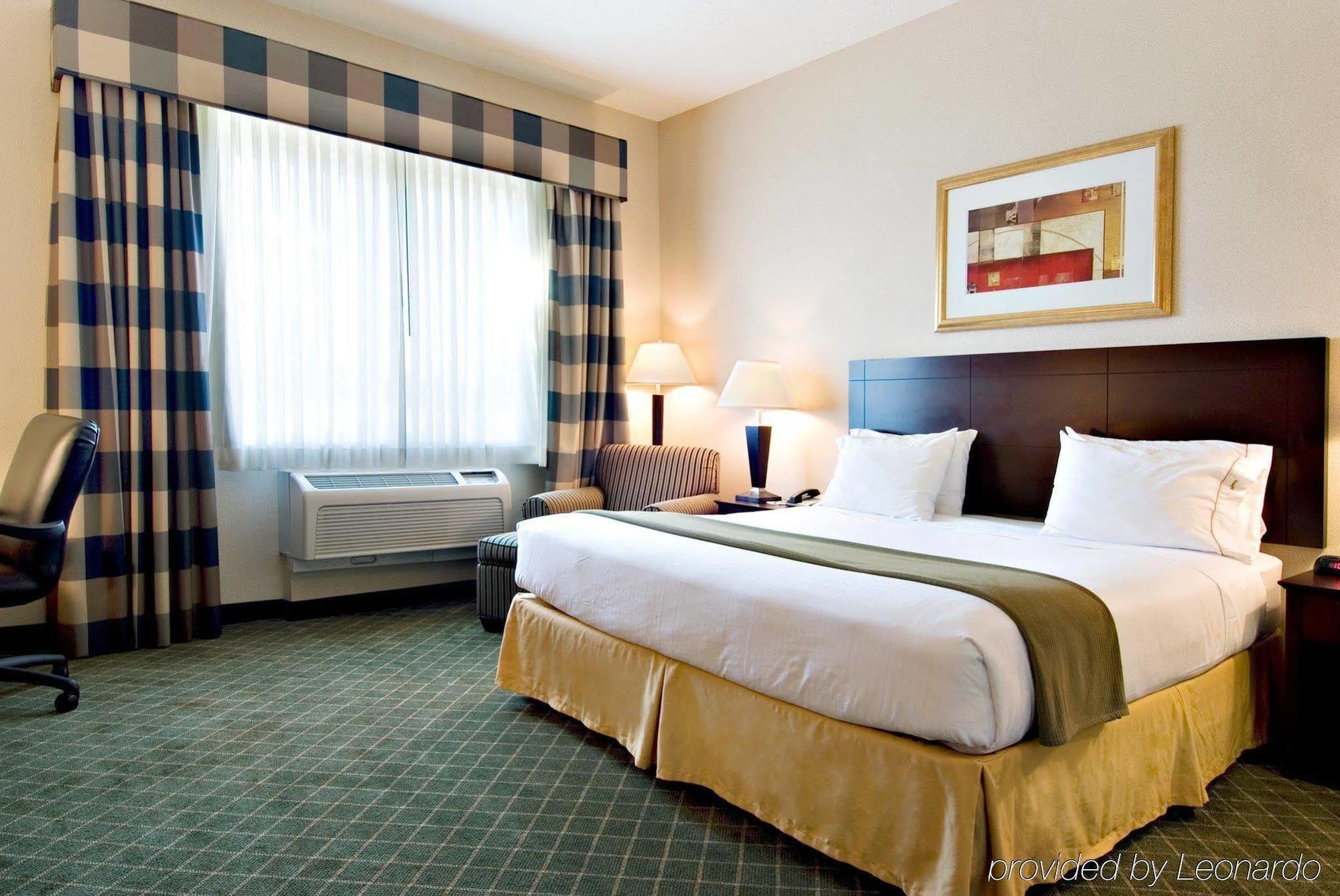 Holiday Inn Express Hotel & Suites Medford-Central Point By Ihg Habitación foto
